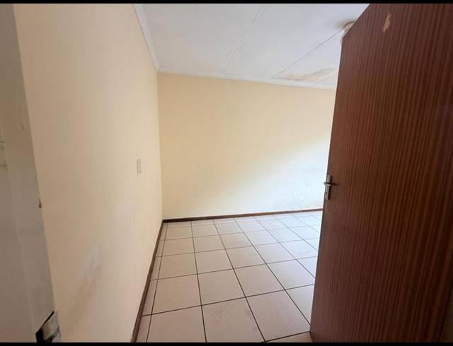2 BEDROOM PROPERTY TO RENT IN LAUDIUM